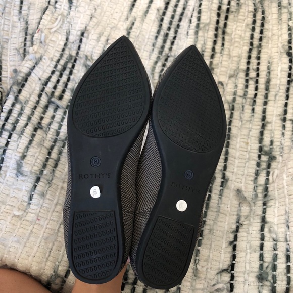 Walnut python rothy’s size 6 - Picture 4 of 6